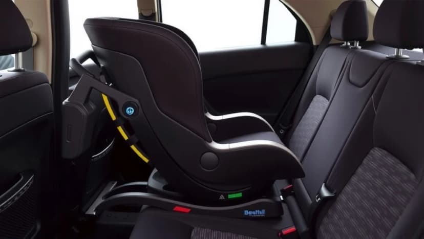 Britax Römer Dualfix 3 I-Size bilstol